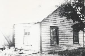 Pumpkin Hook Schoolhouse (Click for larger image)